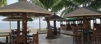 ホワイト キャッスル リゾート & ホテル