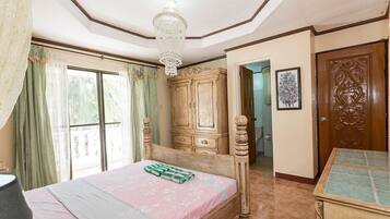 Junior-værelse - 1 queensize-seng - havudsigt | Arbejdsområde til bærbare computere, ekstra senge (tillægsgebyr)