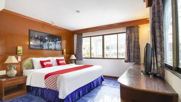 Standard Double Room | Desk, free WiFi, bed sheets