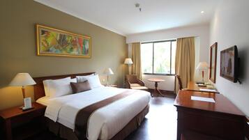 Minibar, in-room safe, desk, blackout drapes