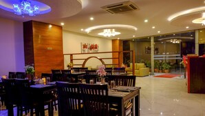 Restaurant - Regal Airport Hotel (Kathmandu)