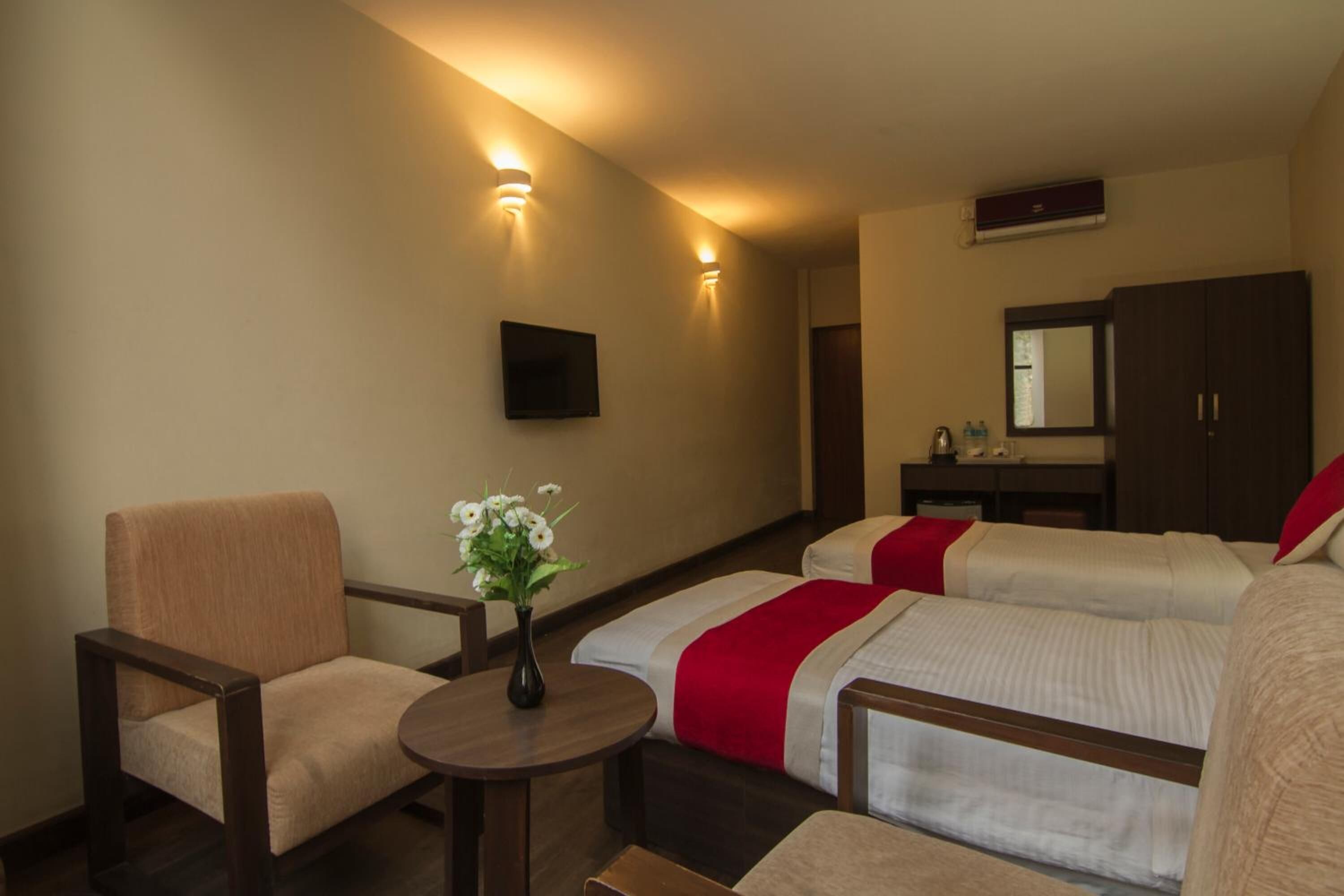 in-room safe, desk, laptop workspace, soundproofing