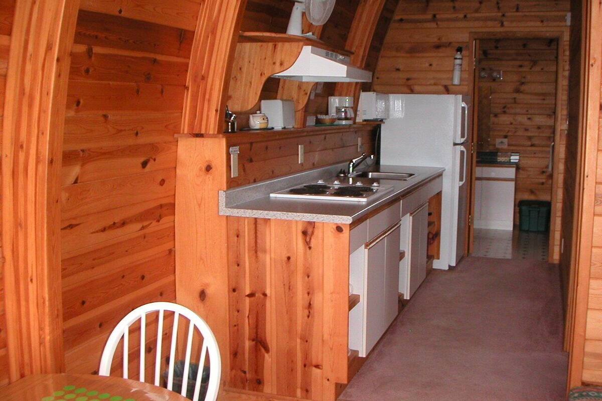cabin | private kitchen | fridge, microwave, stovetop, coffee/tea maker