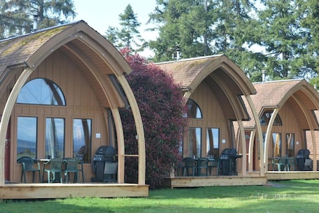 Cabana | Vista para praia/oceano. Oyster Bay Resorts