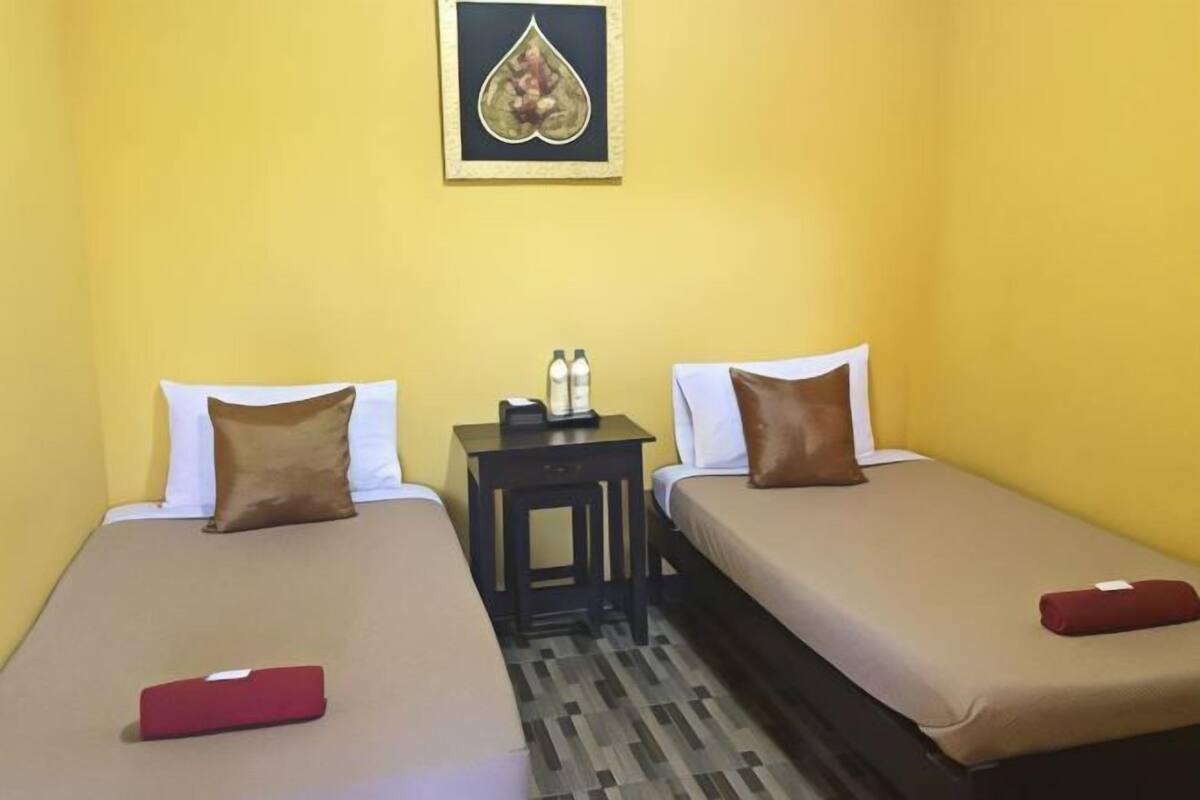 In-room safe, free WiFi