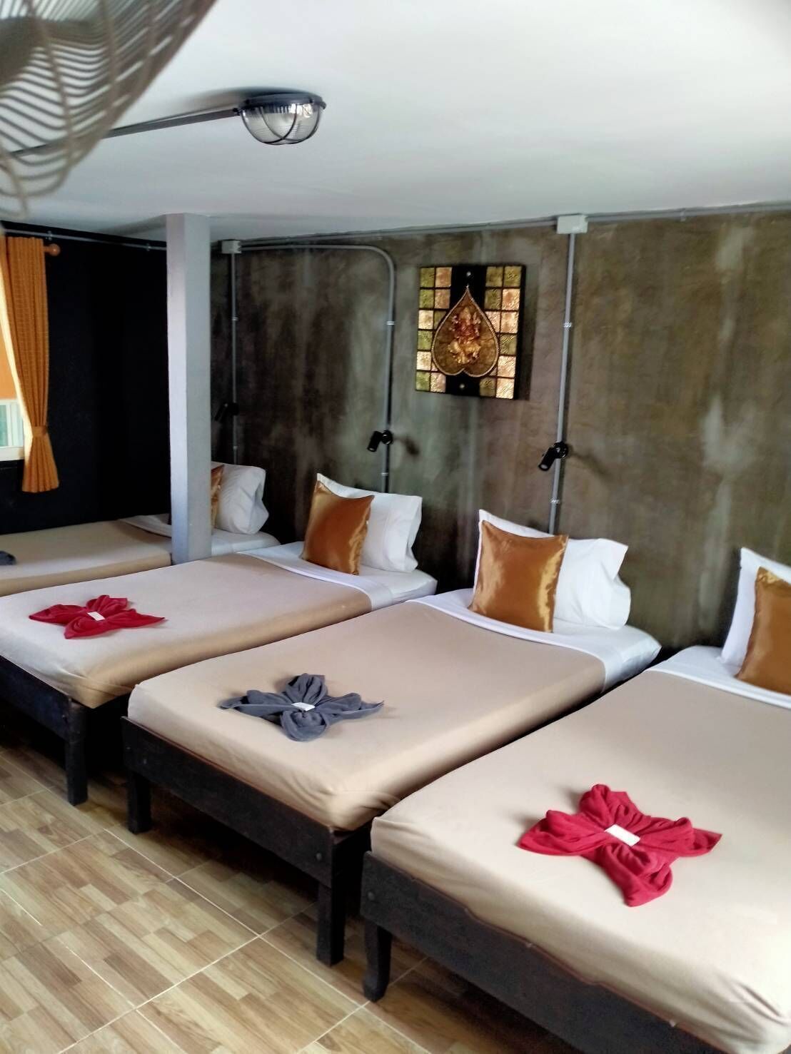 Caja de seguridad en la habitación y wifi gratis 