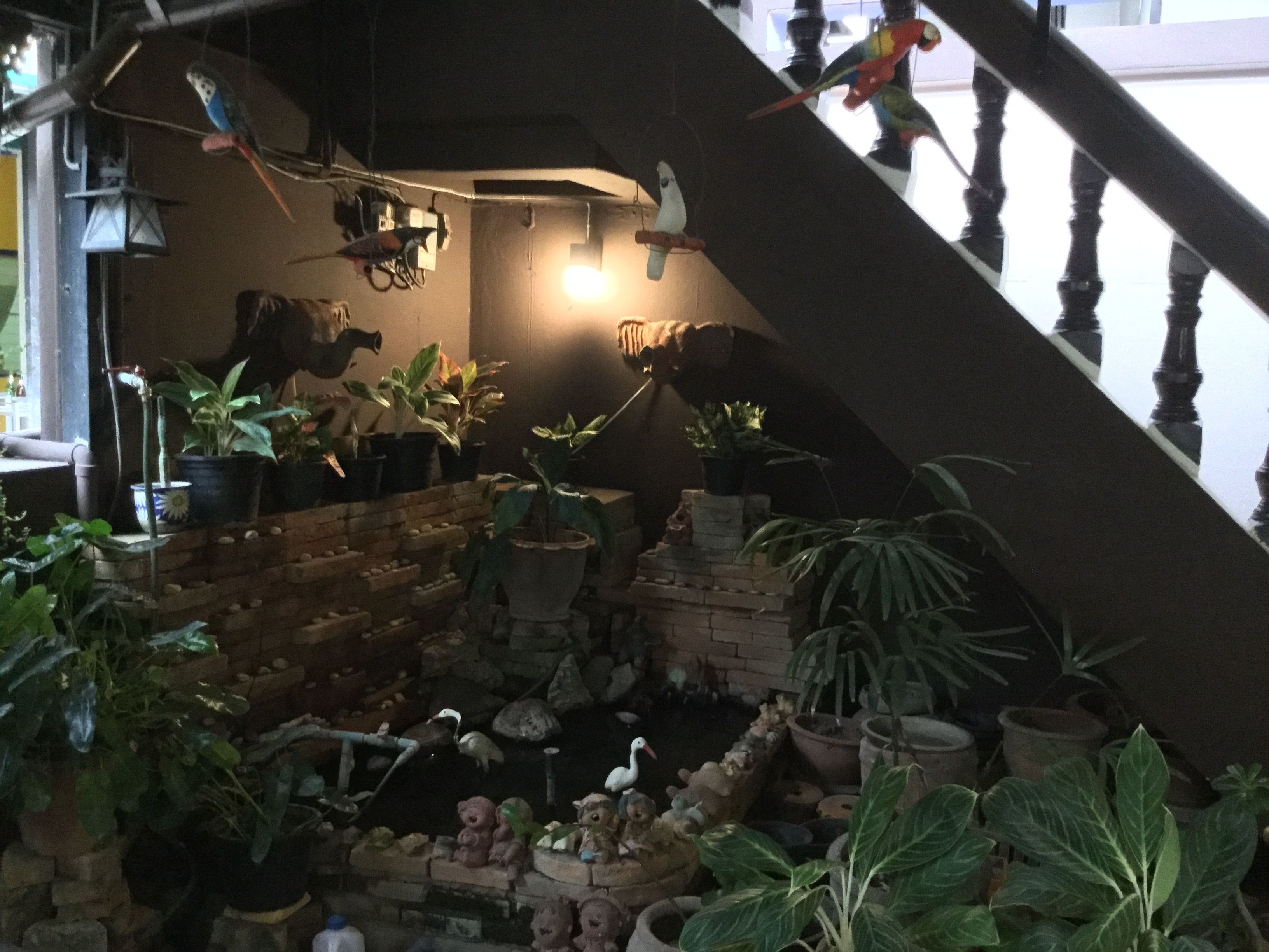 المنشأة من الداخل