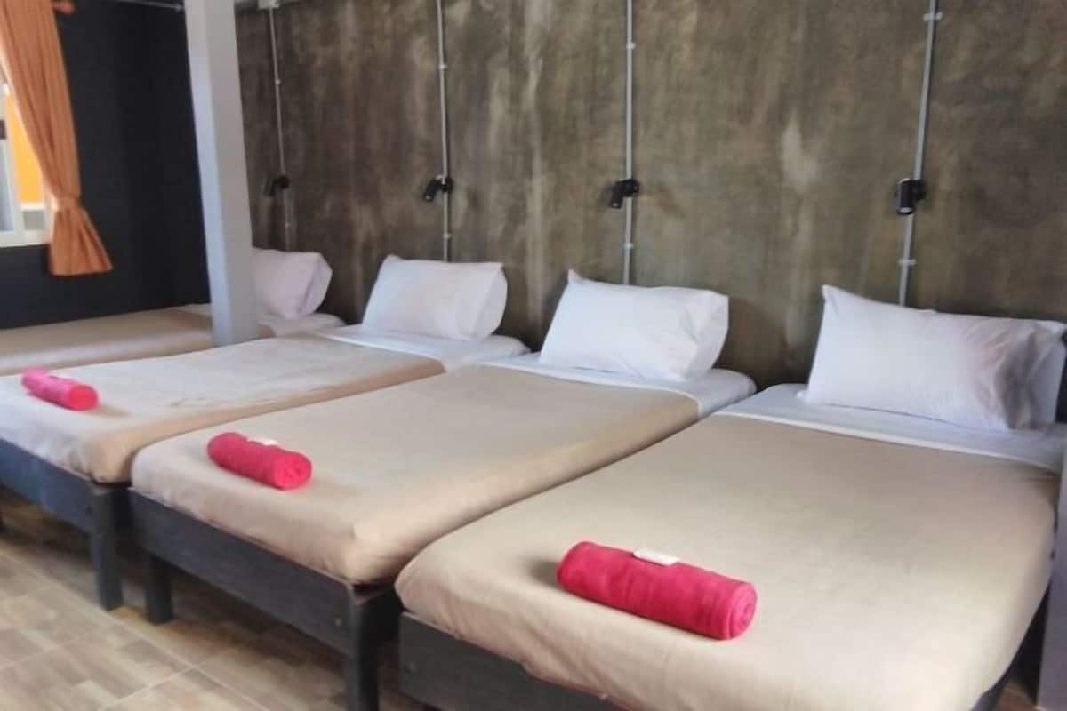 In-room safe, free WiFi