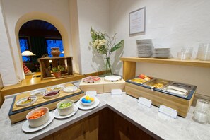 Breakfast (EUR 12.50 per person) - Hotel Waldmann (Schwangau)