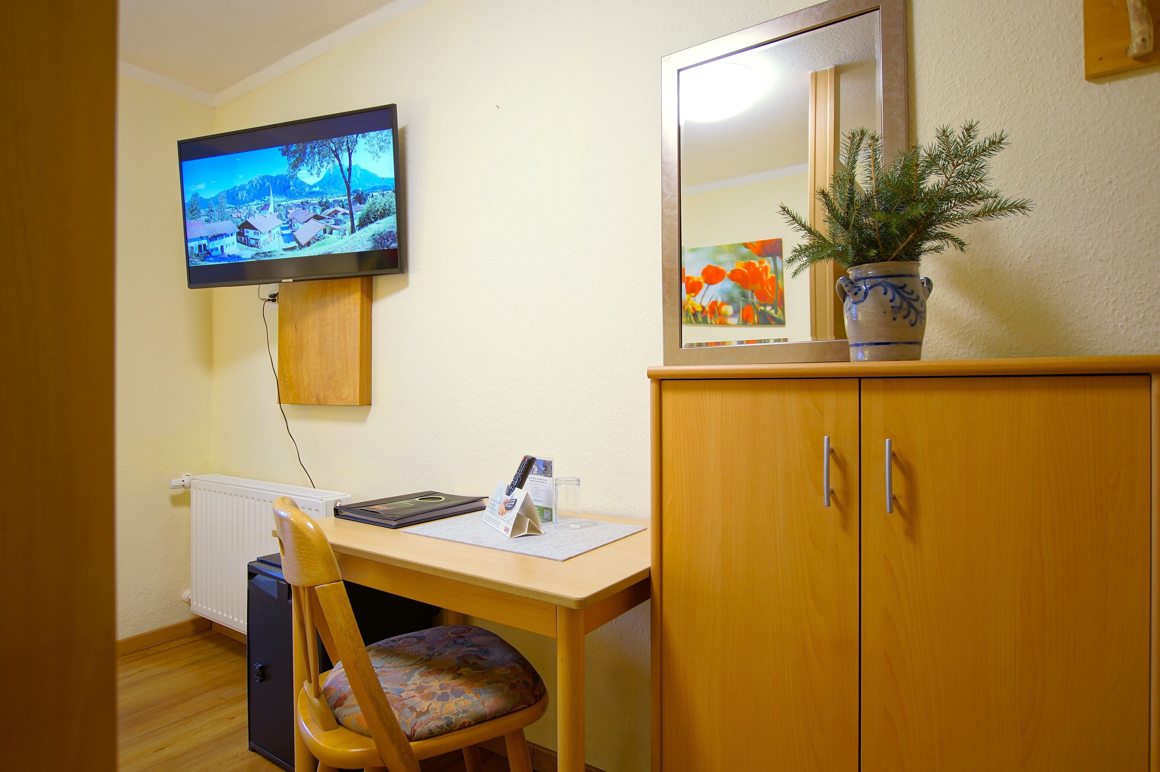 standard single room | 1 bedroom, hypo-allergenic bedding, desk, blackout curtains