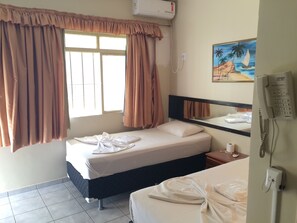 Suite, eigenes Bad (with Air Conditioning) | Kostenloses WLAN