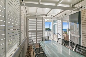 Appartement, 3 chambres, rez-de-chaussée | Terrasse/Patio