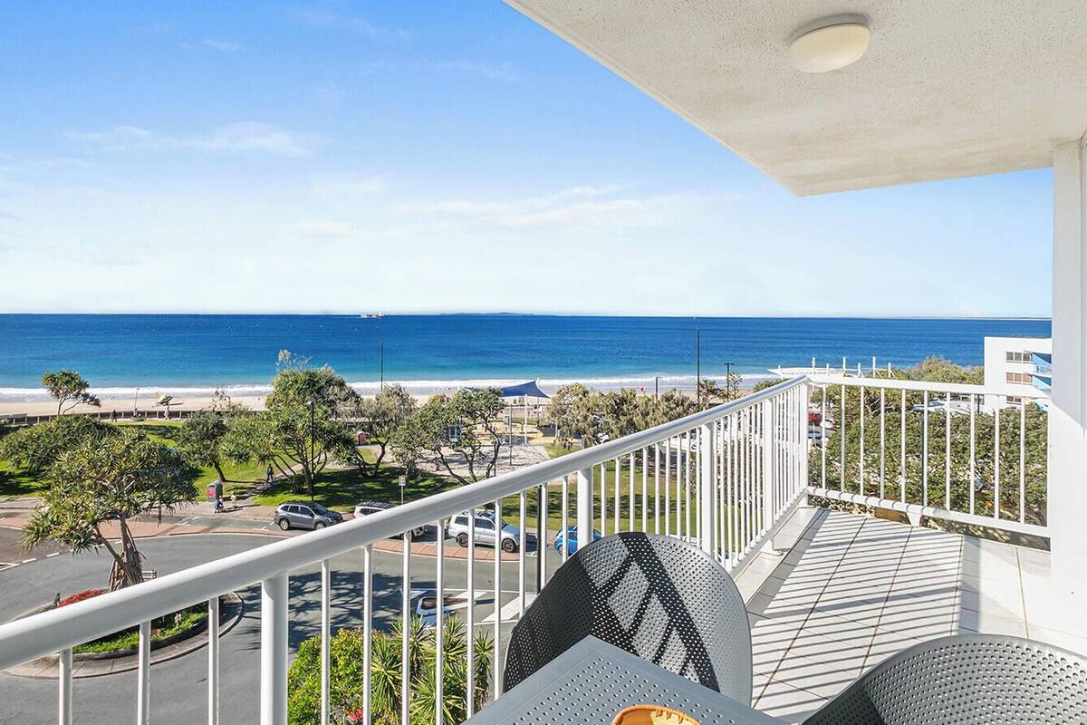 Deluxe Apartment, 2 Bedrooms, Ocean View | Terrace/patio