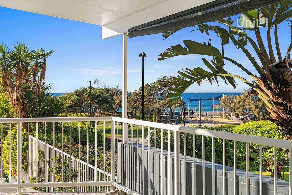 3 Bedroom Apartment | Terrace/patio