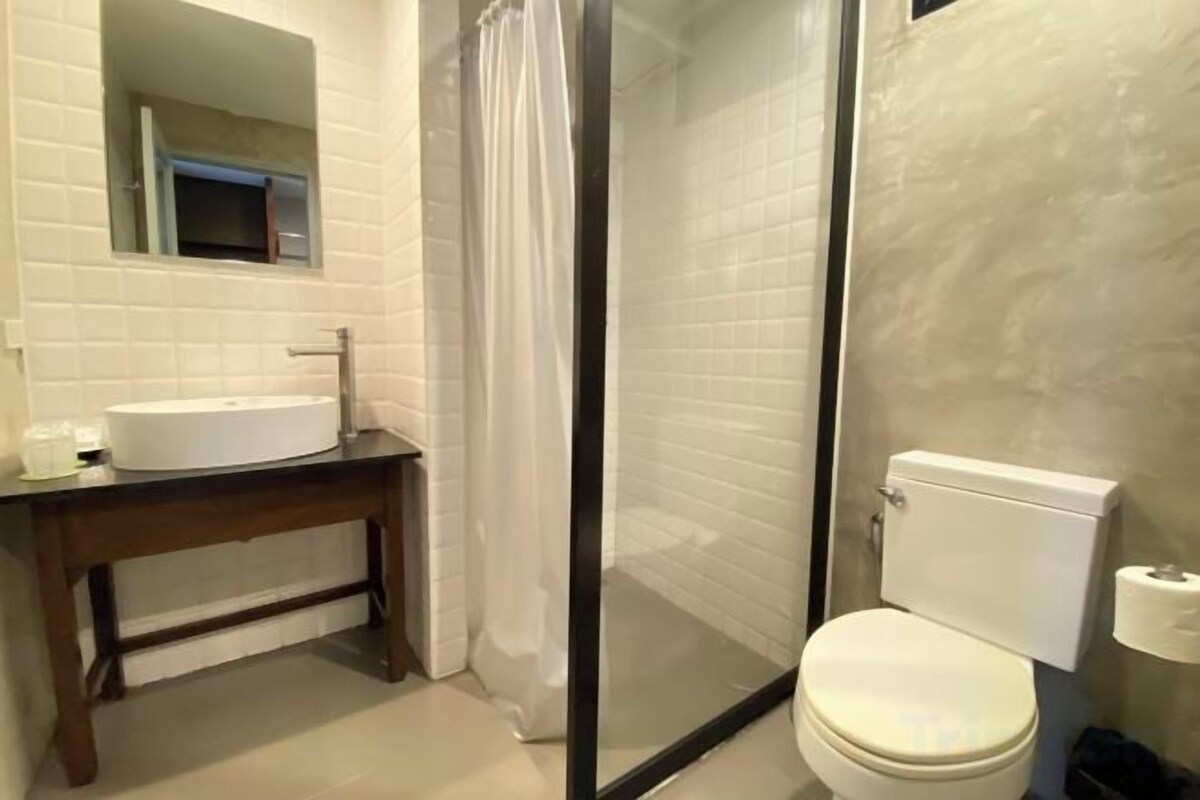 Bathroom | Shower, free toiletries, hair dryer, towels