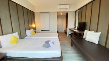 Minibar, in-room safe, rollaway beds, free WiFi
