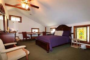 Lever Suite | أسرّة بطبقة علوية مريحة وواي فاي مجانًا وملاءات أسرّة