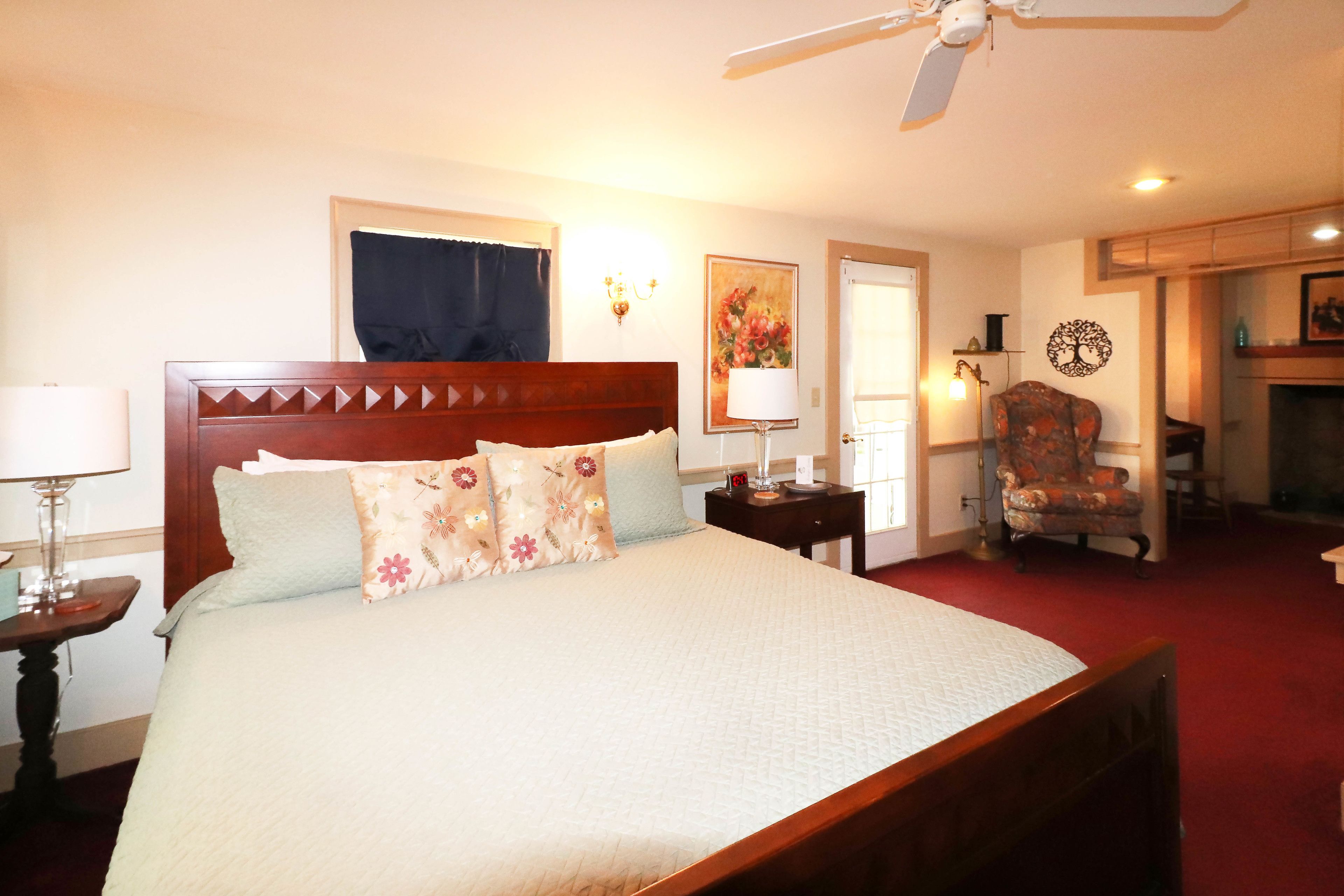 Adams Suite | 加厚床垫、免费 WiFi、床单