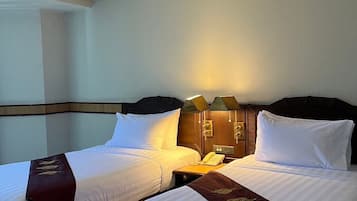 In-room safe, desk, free WiFi, wheelchair access