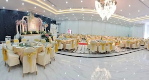 Banquet hall - Suntara Wellness Resort & Hotel (Chachoengsao)