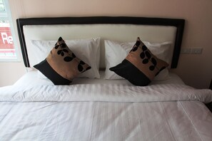 Standard Room | Blackout drapes, free WiFi - Nipa Residence (Pattaya)