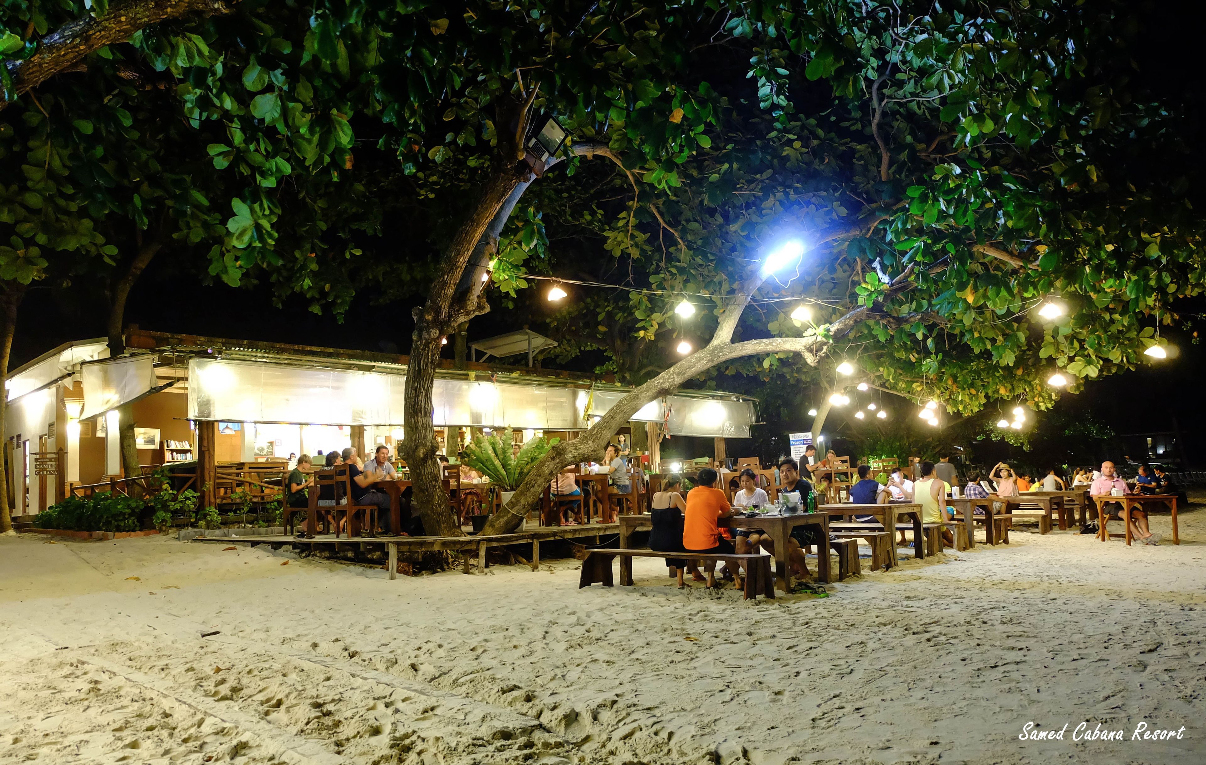 บริการอาหารเช้า อาหารกลางวัน อาหารเย็น, อาหารนานาชาติ