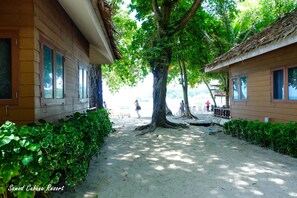 Sea View Room | Hypo-allergenic bedding, in-room safe, desk, rollaway beds - Samed Cabana Resort (Rayong)