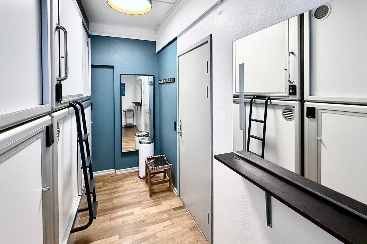 Bed in 4-Bed Mixed Dormitory Room