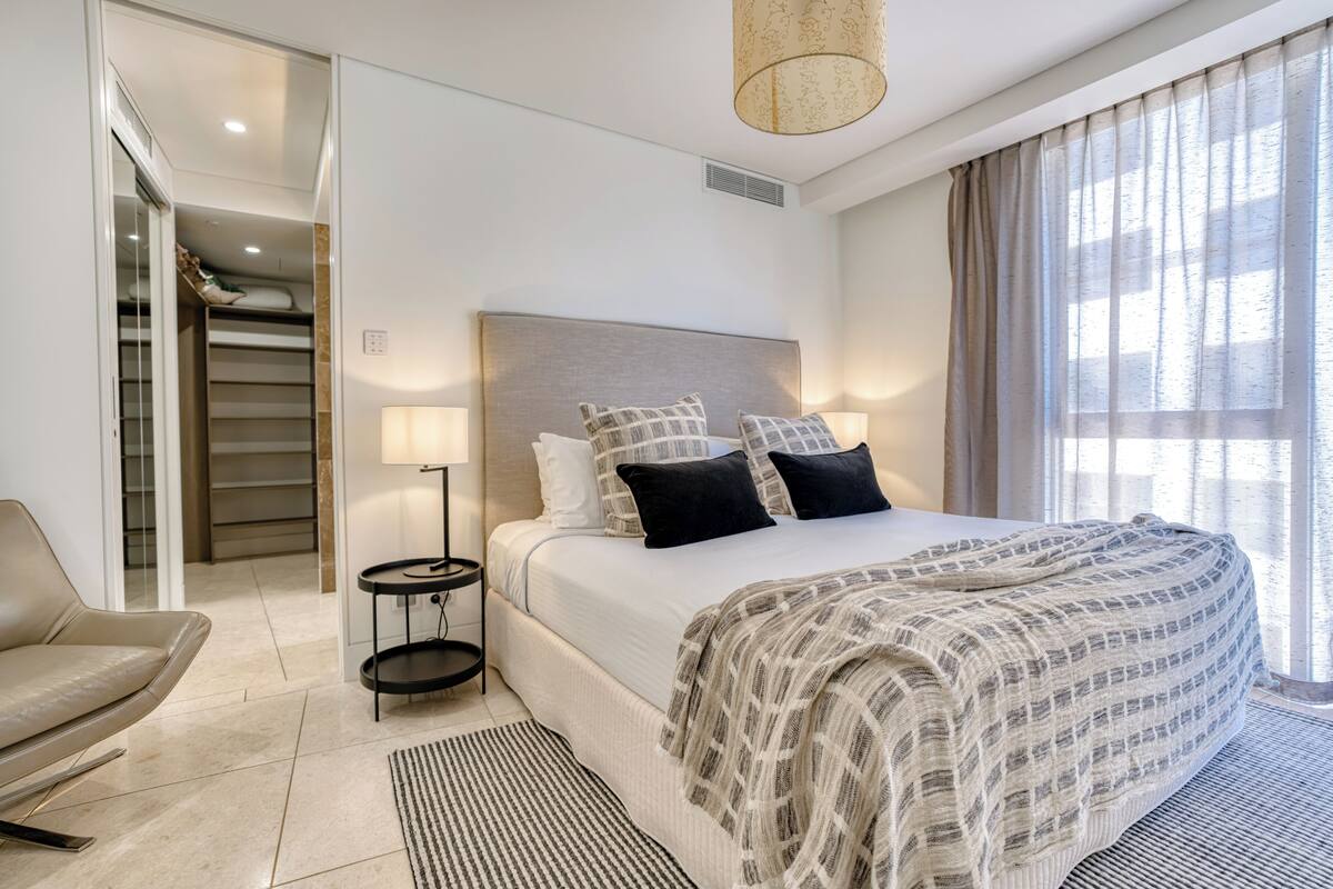 3 Bedroom Deluxe Apartment | Premium bedding, individually decorated, individually furnished