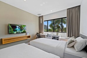 Habitación estándar, 2 camas individuales, no fumadores | Escritorio, cortinas opacas, sistema de insonorización