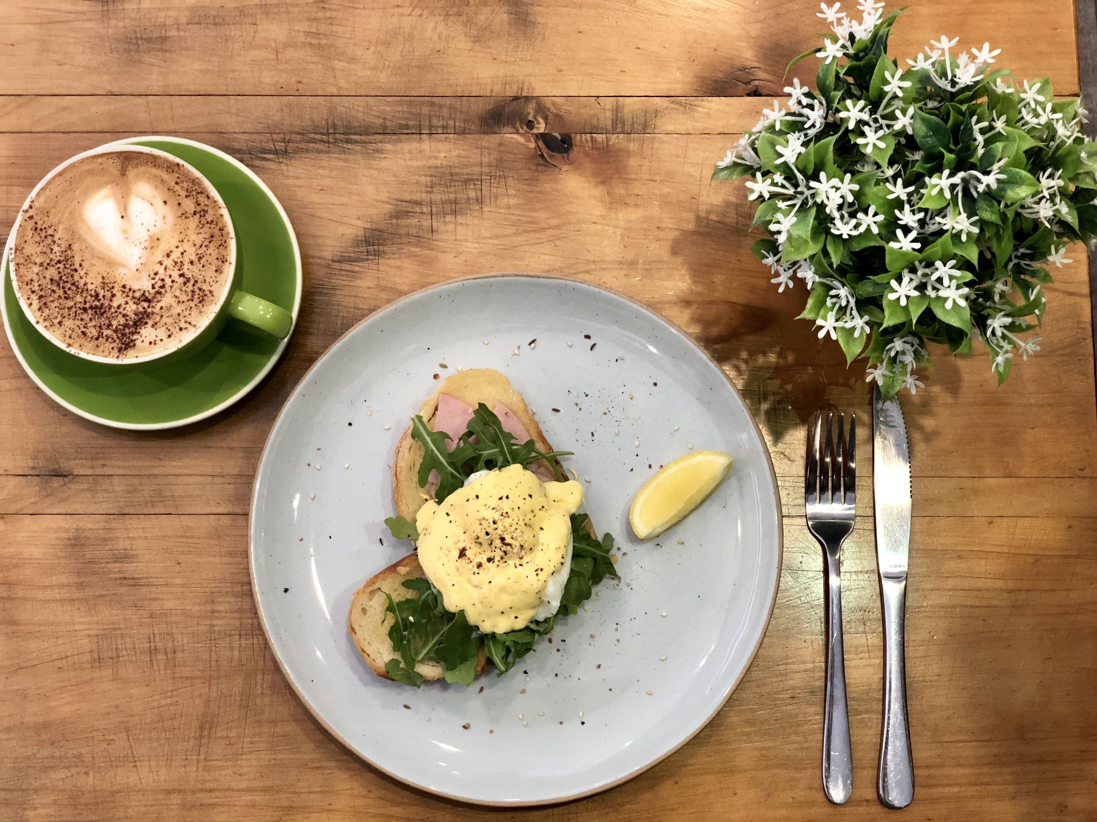 daily cooked-to-order breakfast (aud 20 per person)