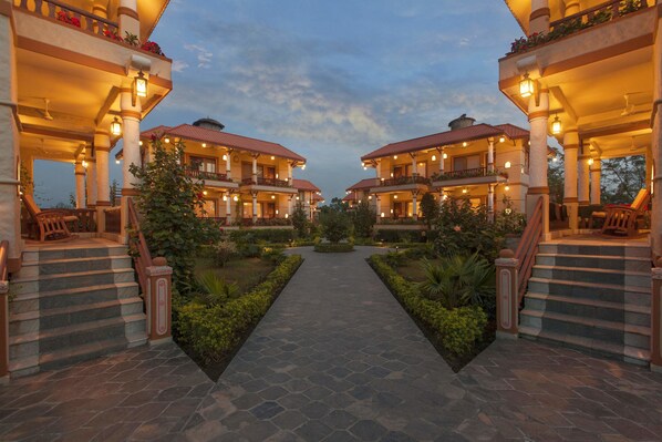 Exterior - Green Park Chitwan (Sauraha)