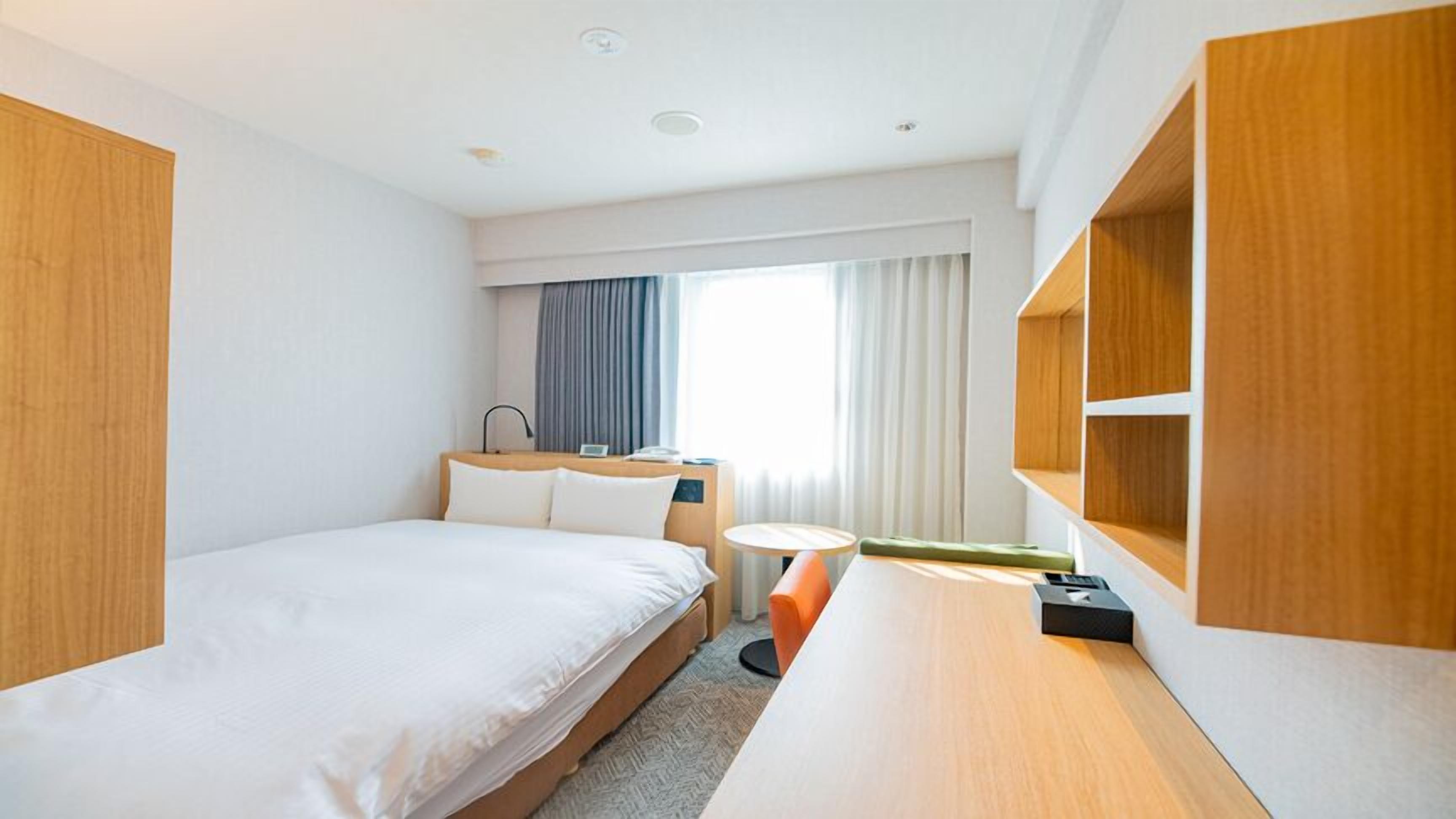 In-room safe, desk, iron/ironing board, free WiFi