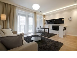 Apartment, 1 Bedroom, Balcony (4 people) | Living area