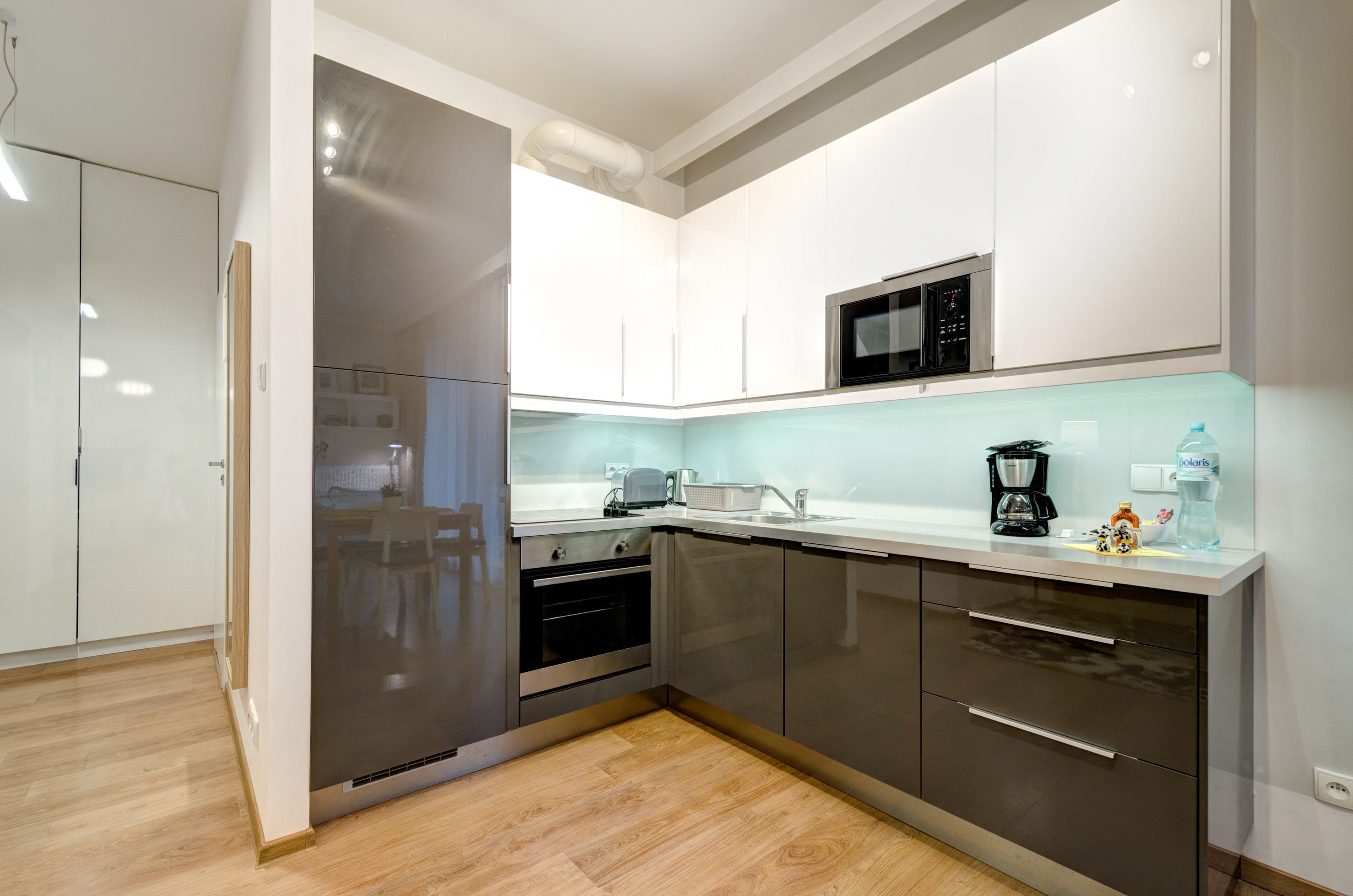 studio, terrace (4 people) | private kitchenette | stovetop, dishwasher, high chair, cookware/dishes/utensils
