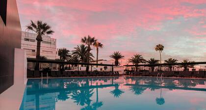 Aequora Lanzarote Suites