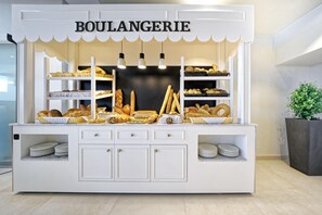 3 Restaurants; Frühstück, Mittagessen und Abendessen werden serviert