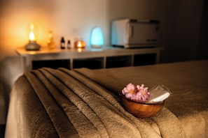 Lichaamsbehandelingen, aromatherapie, hotstone-massages, sportmassages