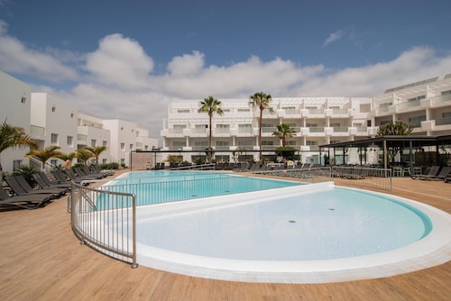 Aequora Lanzarote Suites