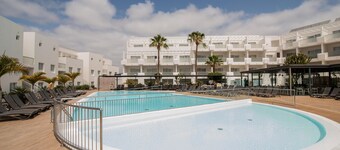Aequora Lanzarote Suites