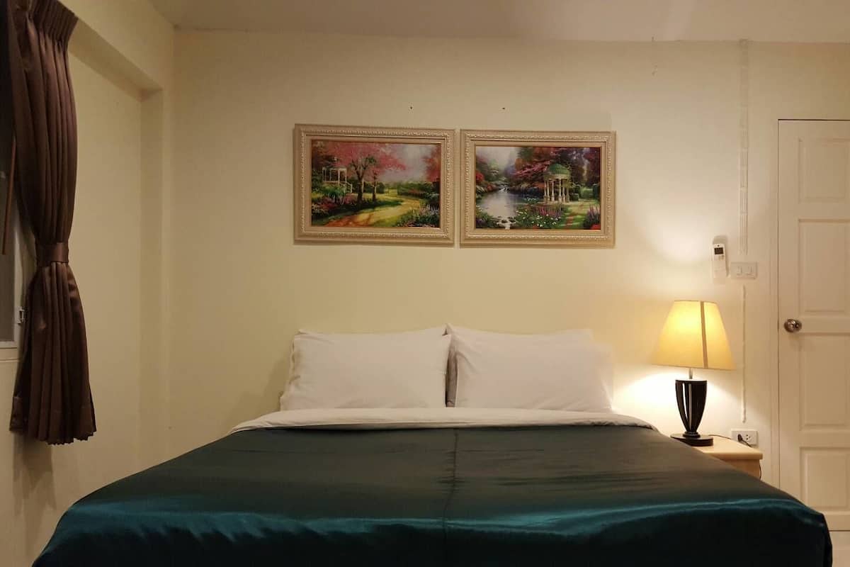 Minibar, lits pliants/supplémentaires, Wi-Fi gratuit, draps fournis