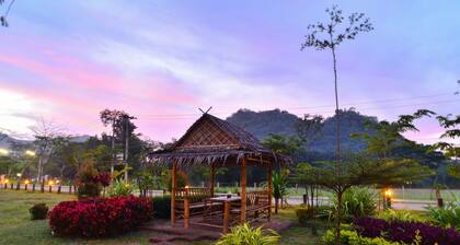 Family Resort Khao Yai (Pet-friendly hotel)