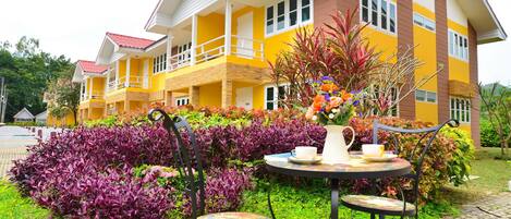 Front of property - evening/night