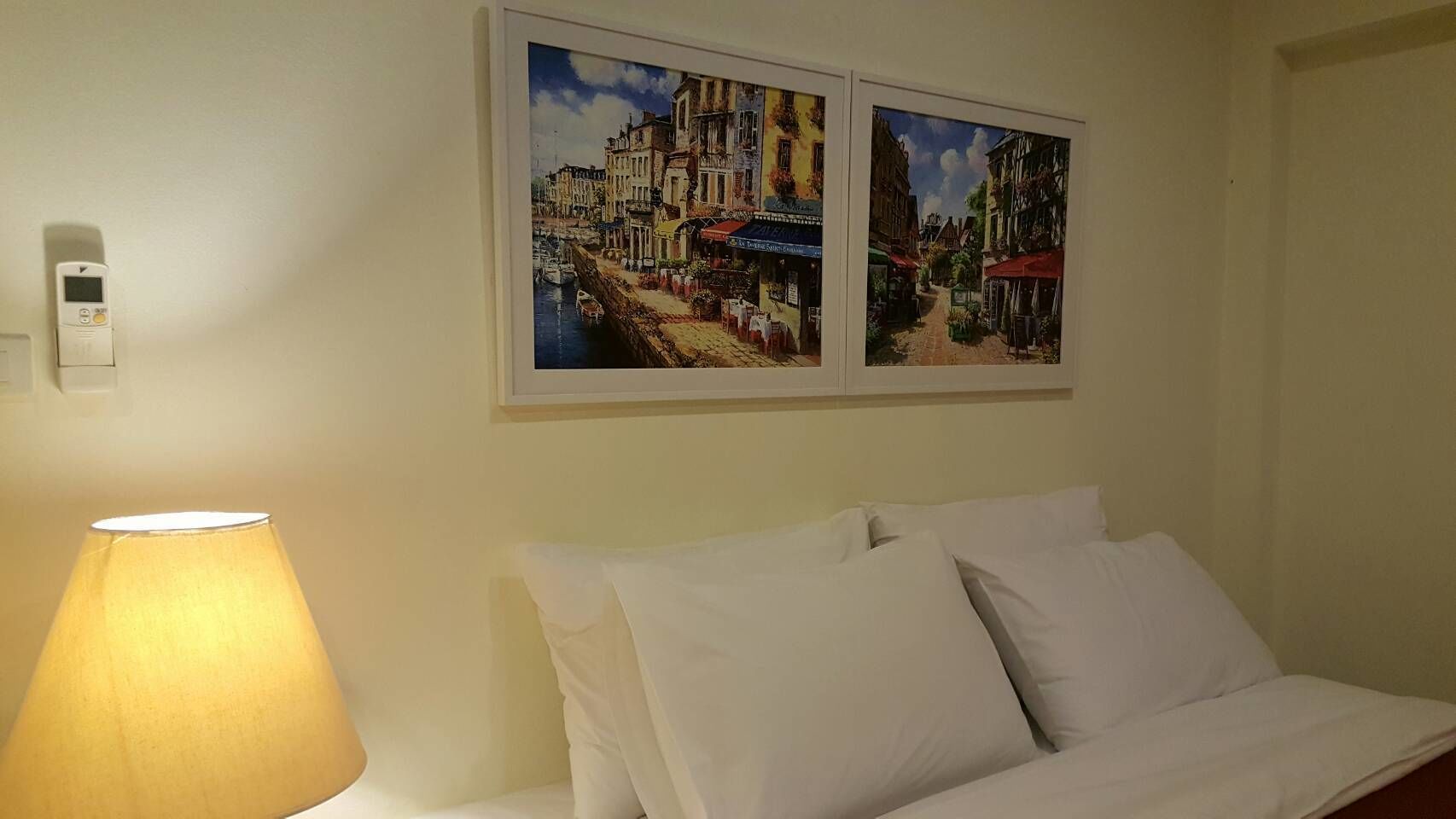 Minibar, rollaway beds, free WiFi, bed sheets