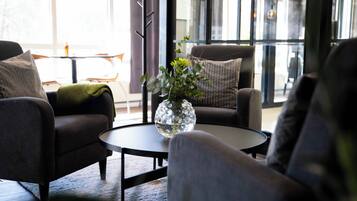 Dinner served, Regional cuisine