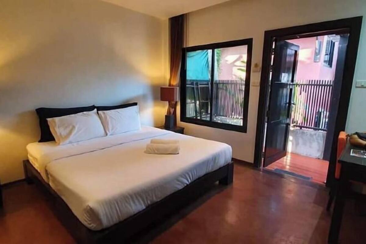 Minibar, bureau, lits pliants/supplémentaires, Wi-Fi gratuit