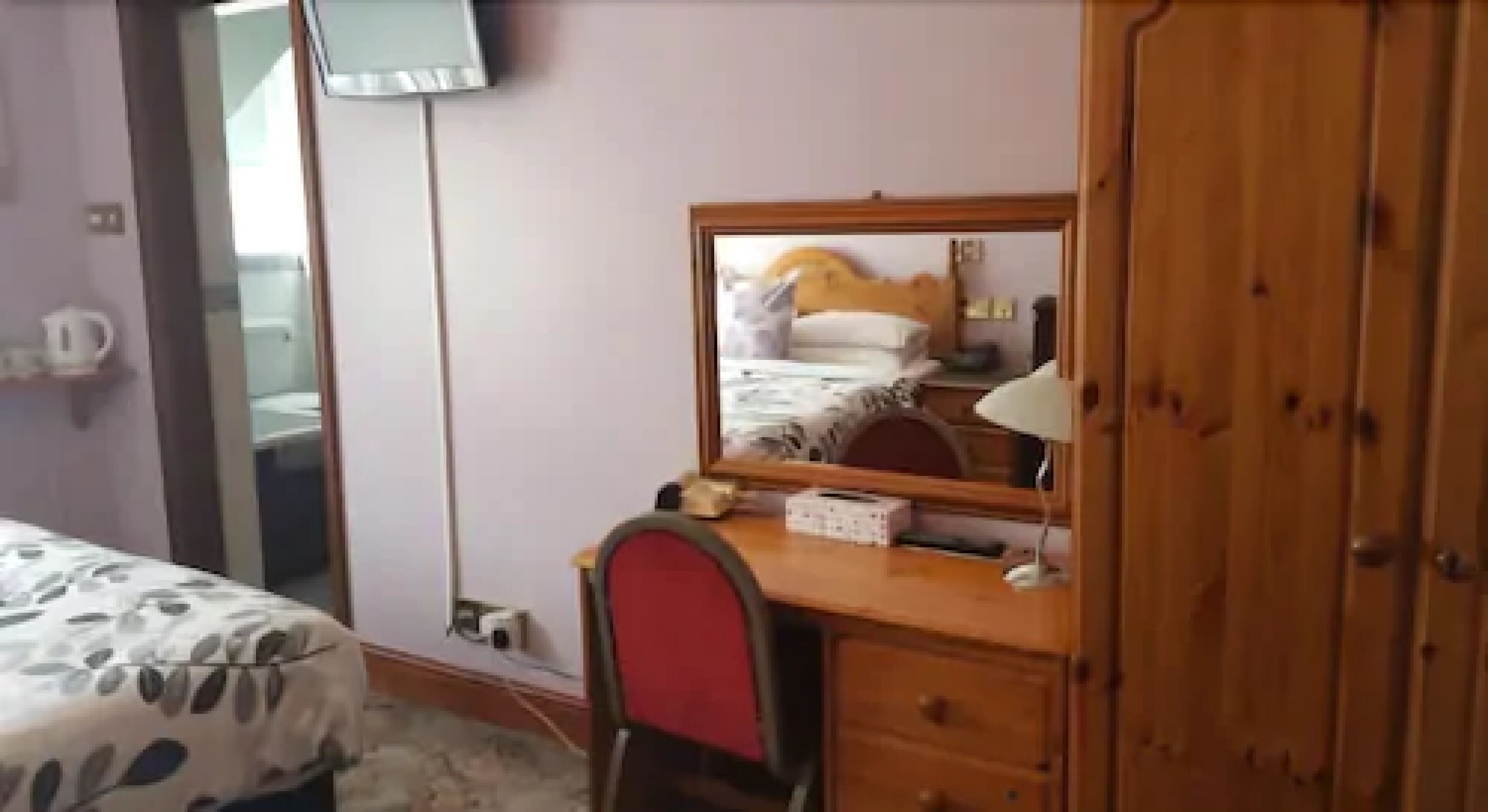 double room | desk, iron/ironing board, free wifi