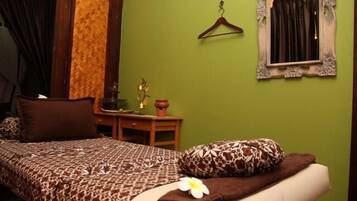 Hot tub, mud baths, aromatherapy, Thai massages, body wraps, body scrubs