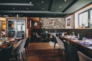 Breakfast and dinner served - Hotel Kaprunerhof (Kaprun)