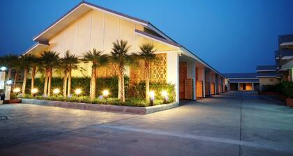 Roses Hua Hin Hotel